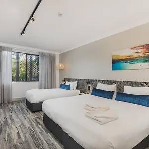 4* Hotel Mermaid Waters By Nightcap